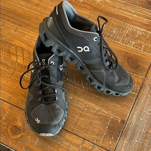 On Cloud Women’s Running Shoes